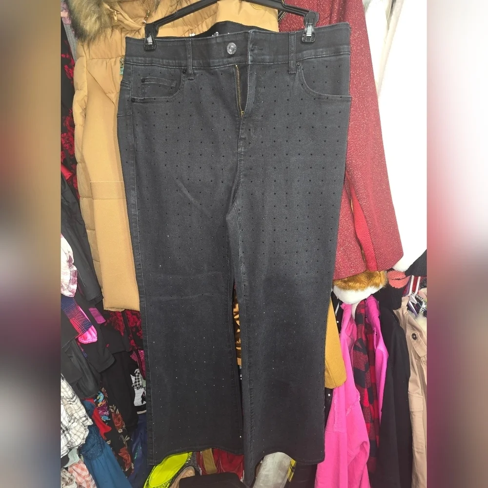 RHINESTONE NWOT TORRID 18R Bombshell Flare High-Rise Jean